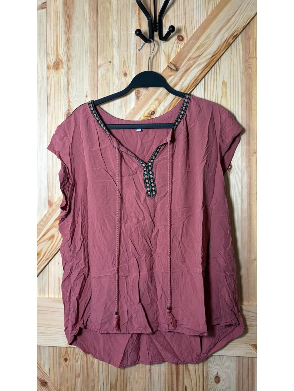 DR2 Women's XXL Bohemian Rayon Blouse with Embroidered Neckline